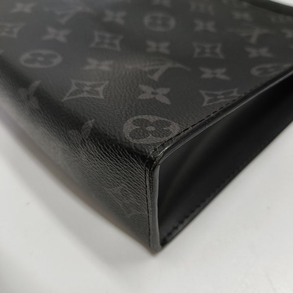 Pochette Voyag MM Monogram Coated Canvas Black