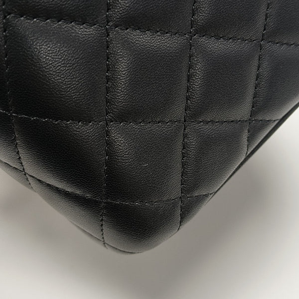 VANITY CASE Small Quilted Lambskin Black