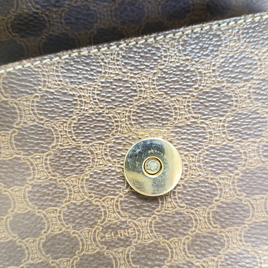 Coated Canvas Brown