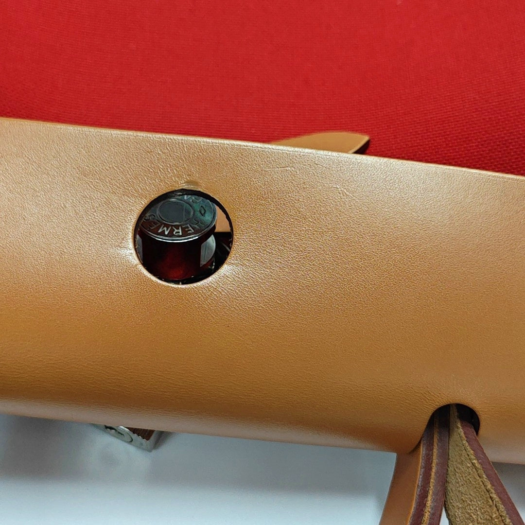 Authenticated pre-owned  Herbag 31 Canvas Red - Shoulder Bag at Looply