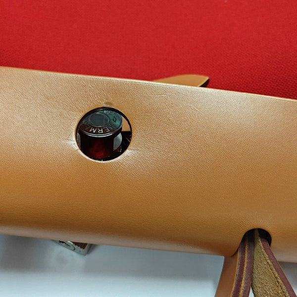 Authenticated pre-owned  Herbag 31 Canvas Red - Shoulder Bag at Looply