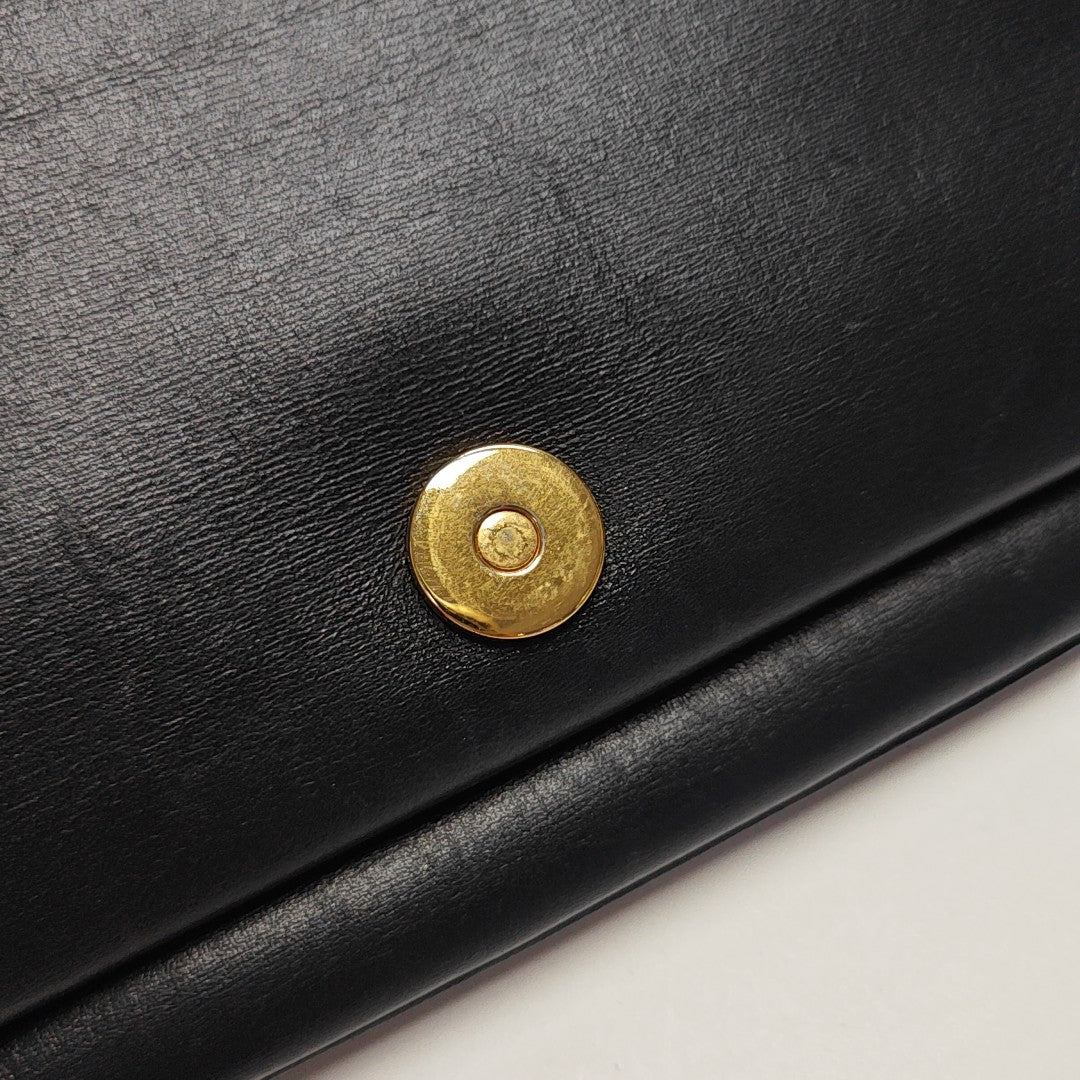 Arli Small Calfskin Black