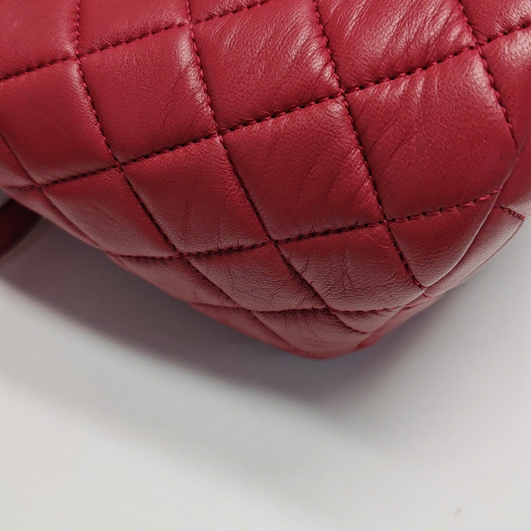 URBAN SPIRIT Small Quilted Lambskin Red