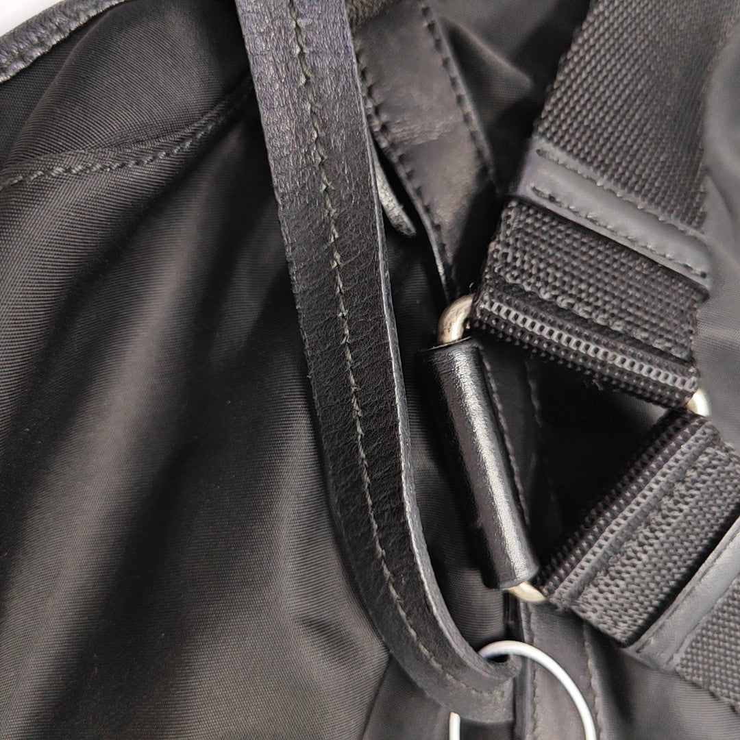 Vela Small Nylon Black