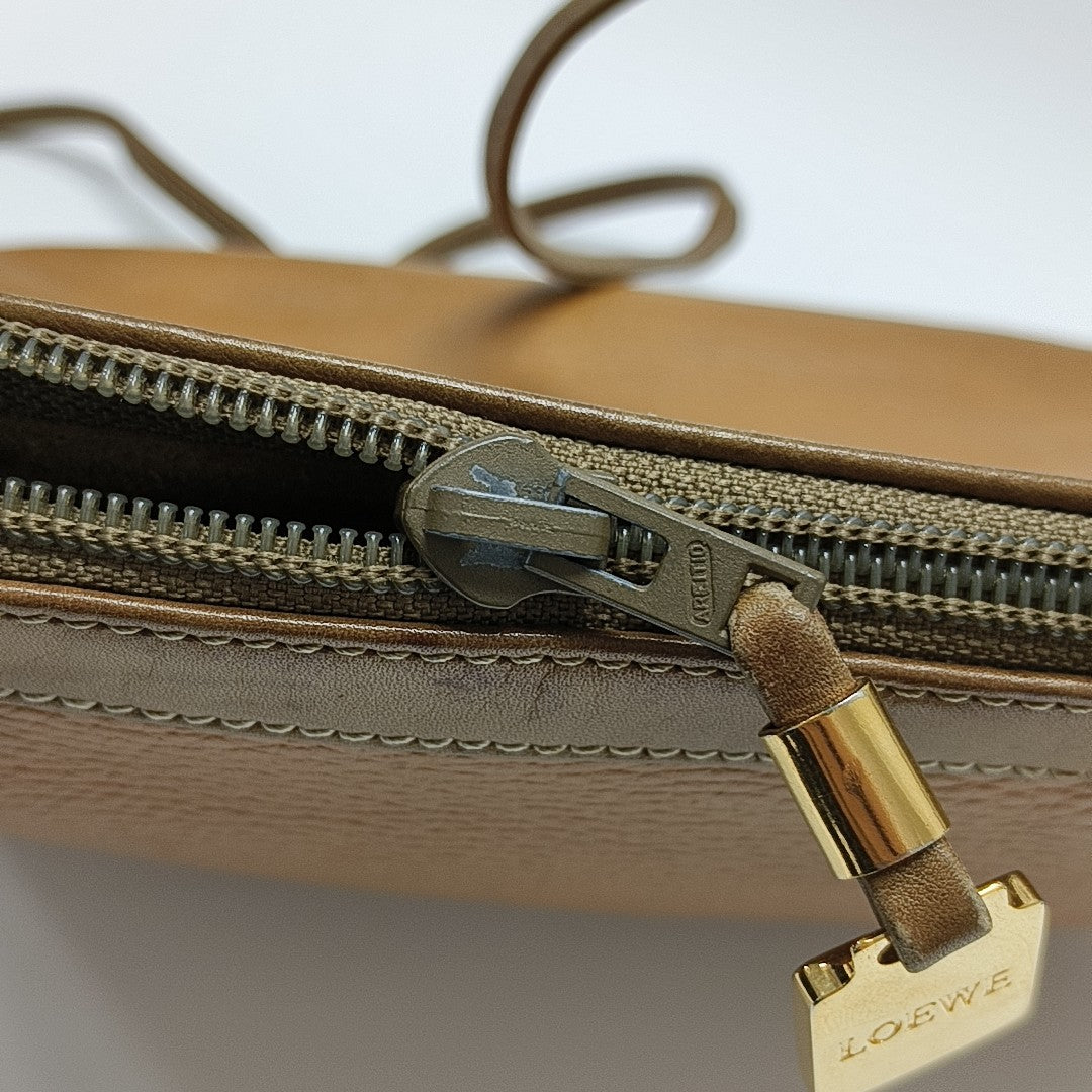T Pouch Leather Brown