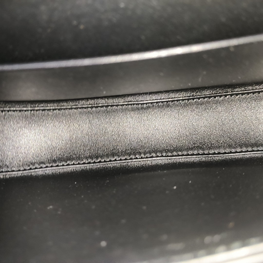 TRIOMPHE Small Patent Calfskin Black