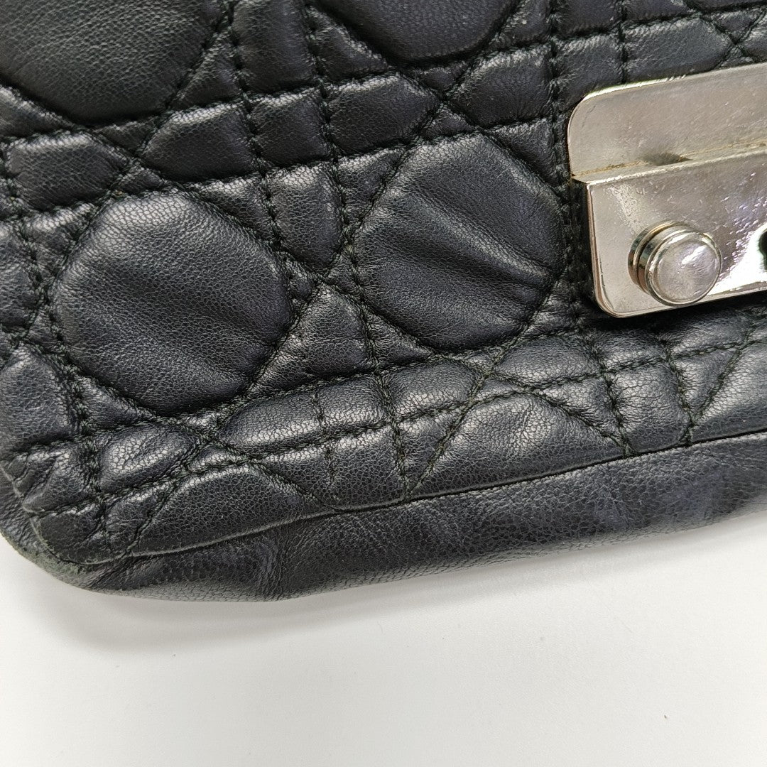 Authenticated pre-owned  Miss Dior Cannage Calfskin Black - Shoulder Bag at Looply
