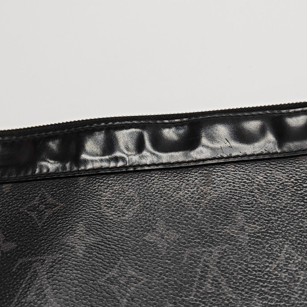 DISCOVERY Monogram Coated Canvas Black