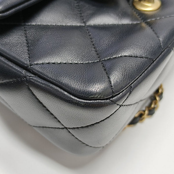 CLASSIC FLAP Mini Quilted Lambskin Black