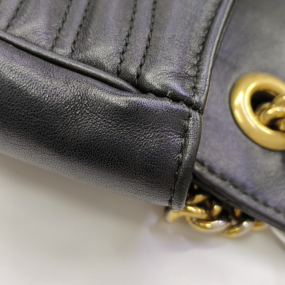 GG Marmont Medium Quilted Calfskin Black
