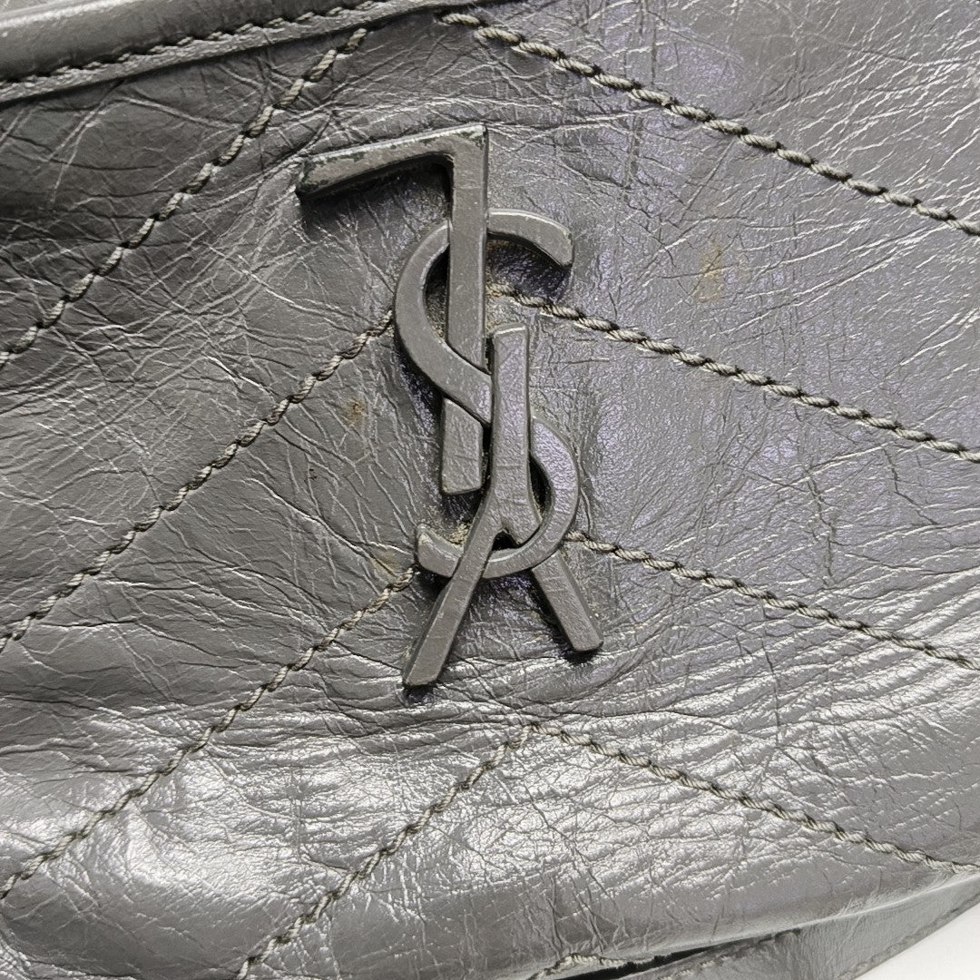 NIKI Small Chevron Calfskin Gray