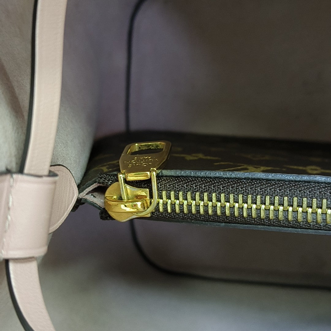 NÉONOÉ MM Monogram Coated Canvas Brown