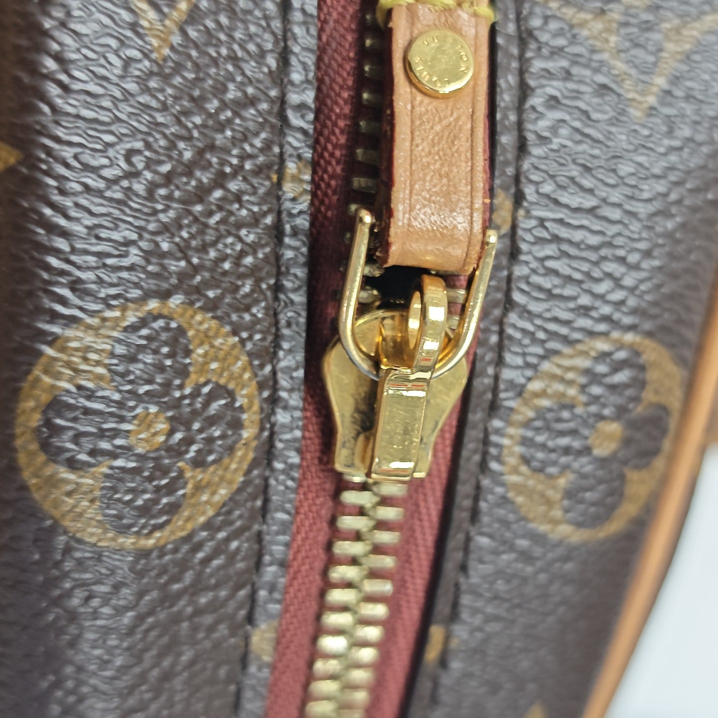 BOITE CHAPEAU MM Monogram Coated Canvas Brown