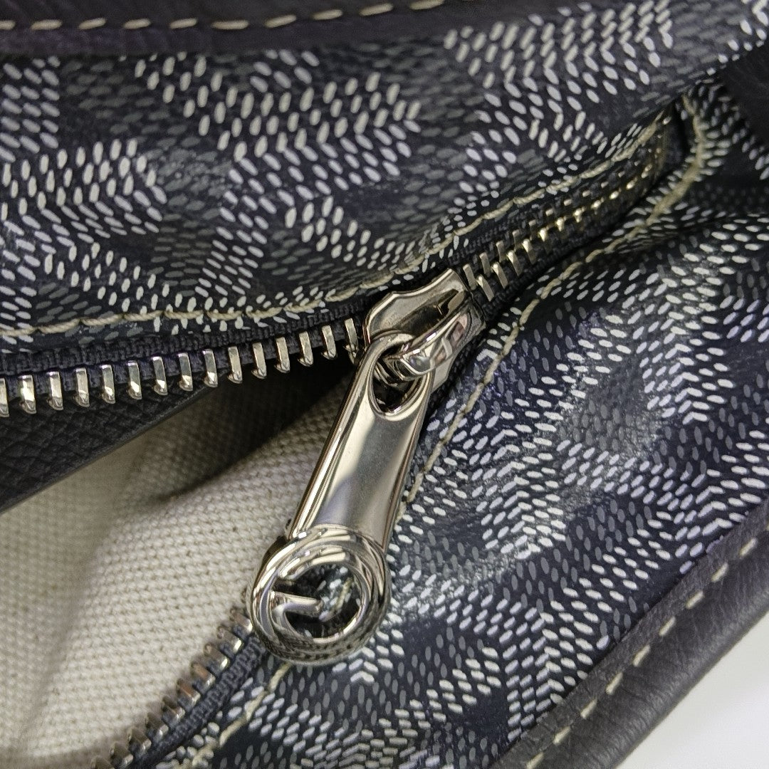 Hobo Coated Canvas Gray