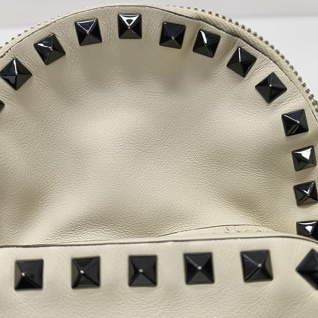 Rockstud Calfskin Beige