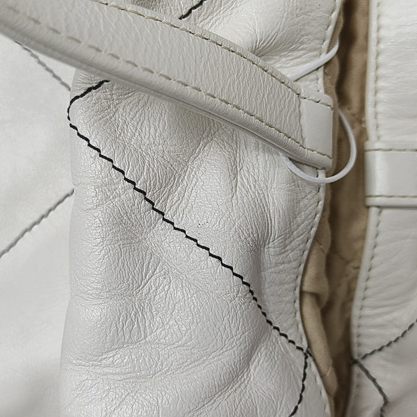 CHANEL 22 Large Quilted Calfskin White