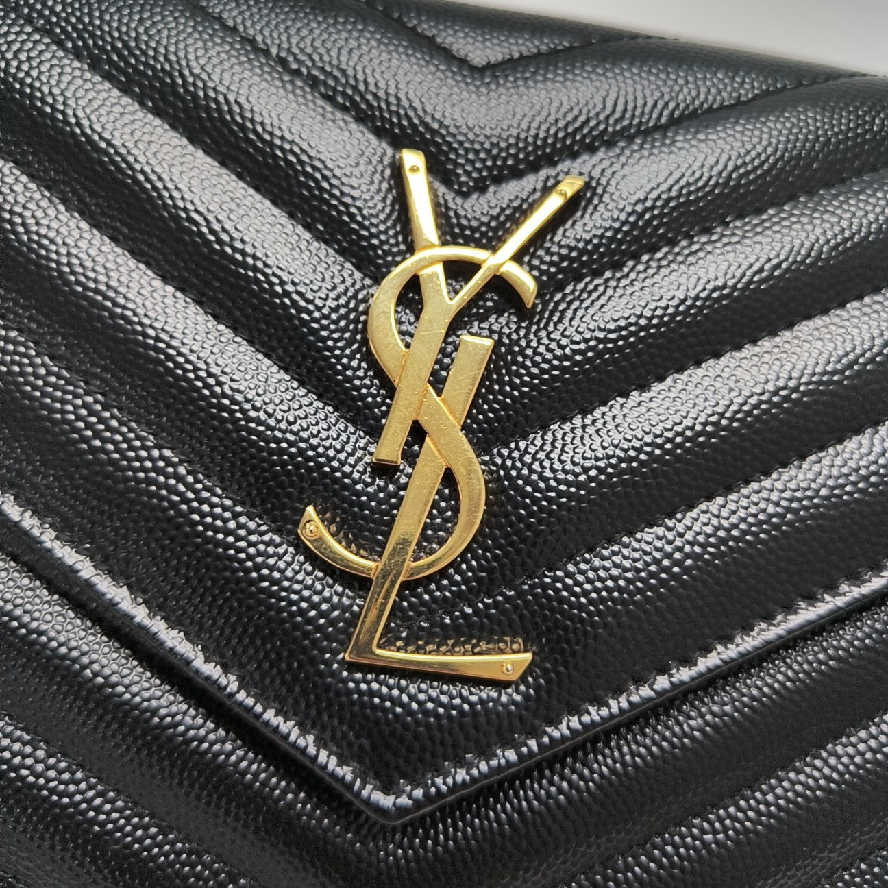 MONOGRAM Medium Chevron Calfskin Black