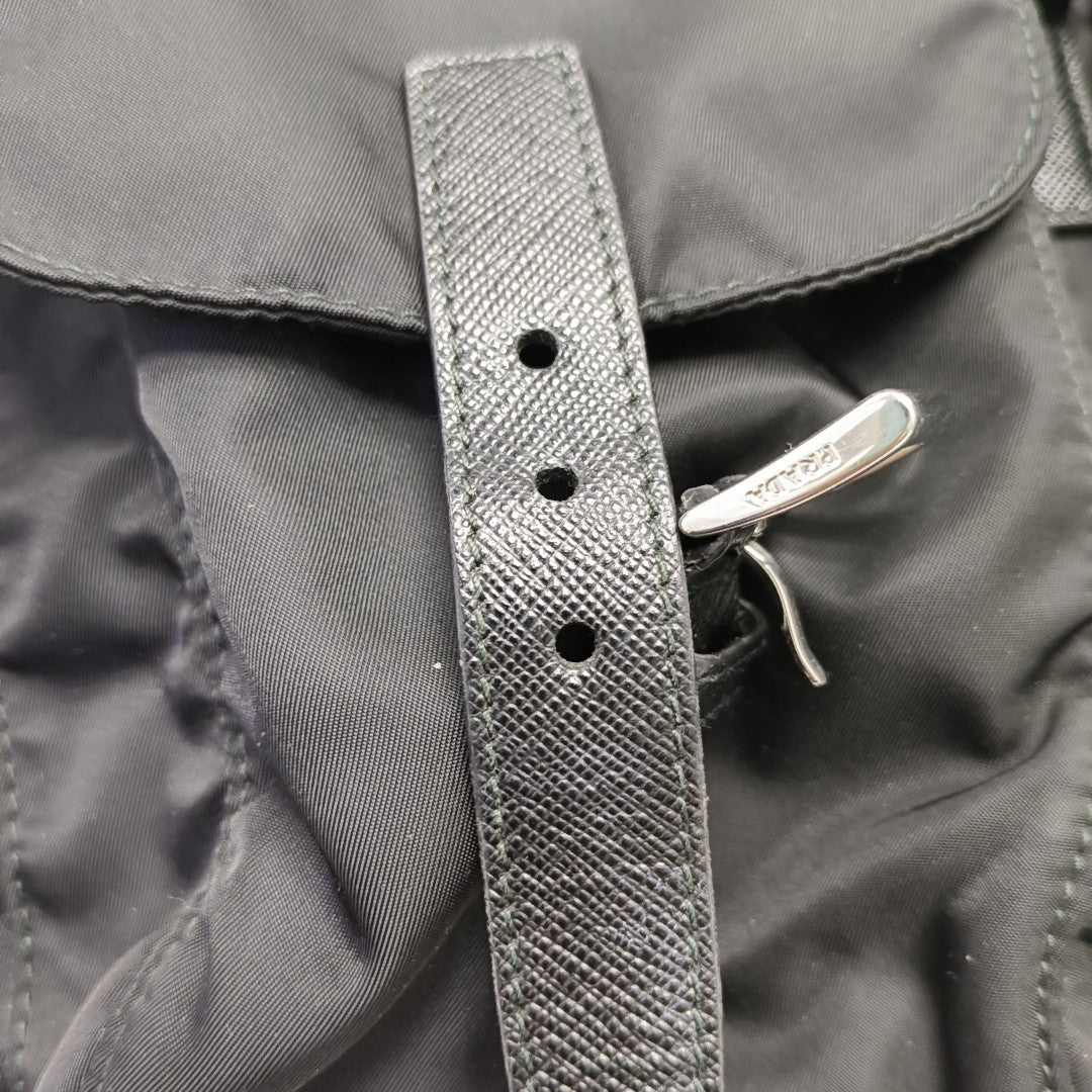 Re-Nylon Medium Nylon Black