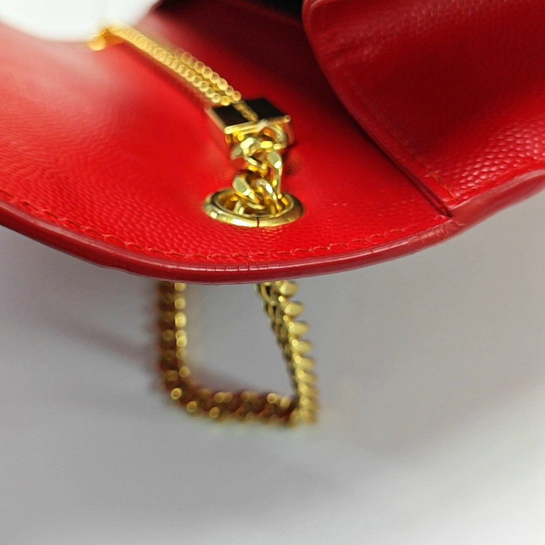 Authenticated pre-owned  KATE Medium Calfskin Red - Shoulder Bag at Looply