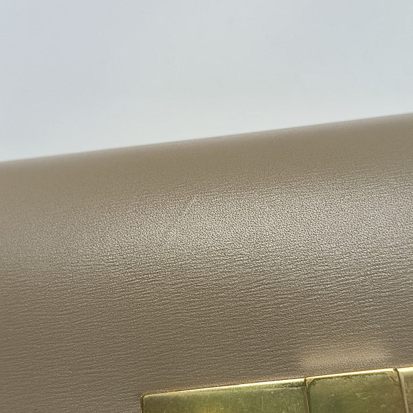 MANHATTAN Medium Calfskin Beige