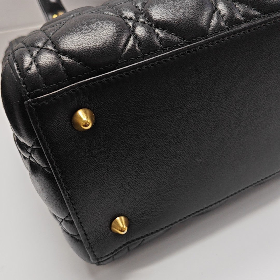 Lady Dior Medium Cannage Lambskin Black