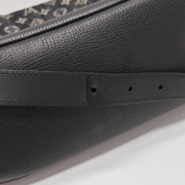BESACE TOKYO Monogram Calfskin Black