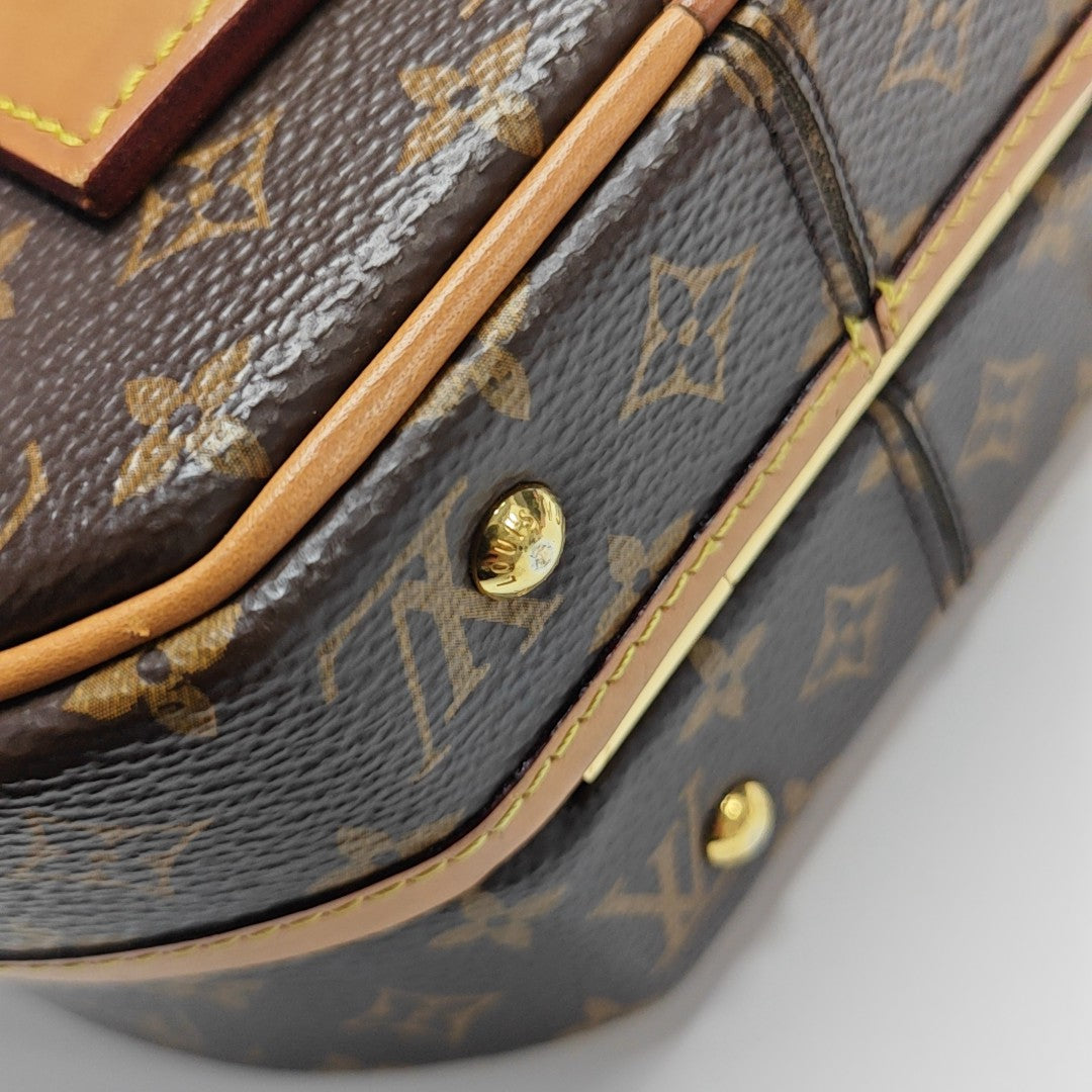 BOITE CHAPEAU PM Monogram Coated Canvas Brown