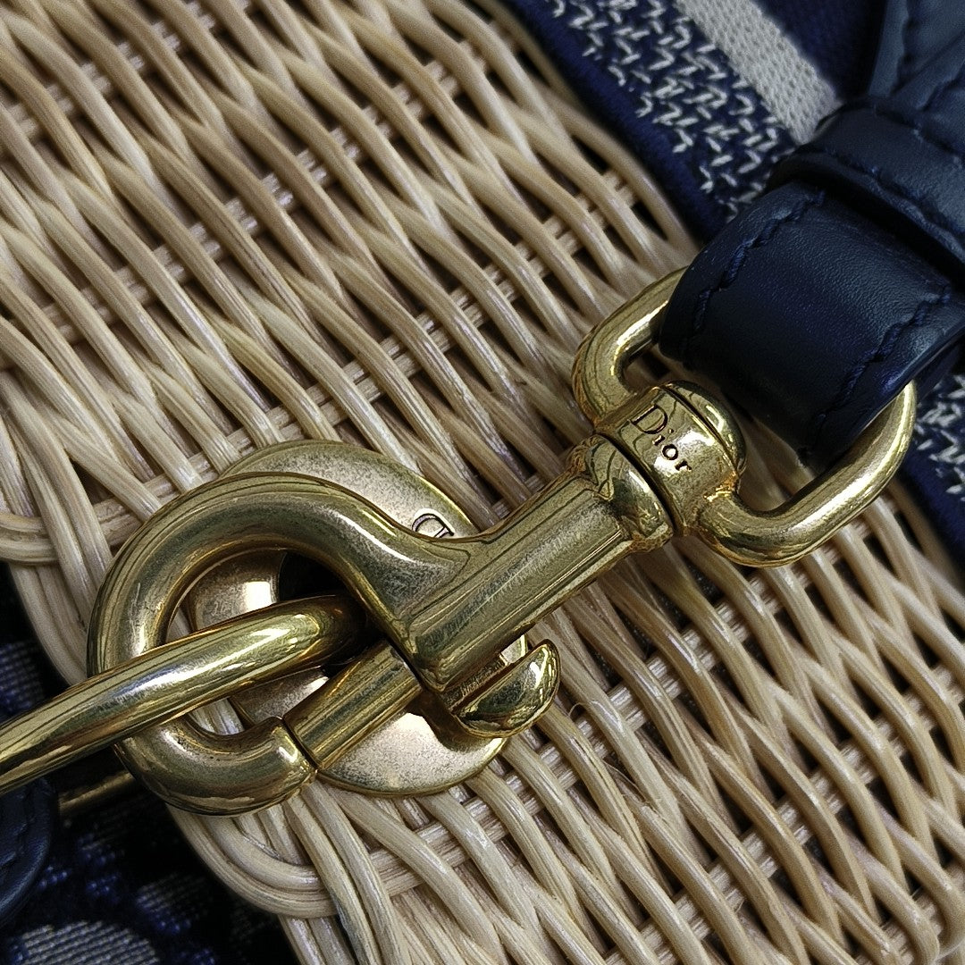 Lady Dior Medium Straw Beige