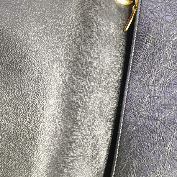 Crush Medium Calfskin Black
