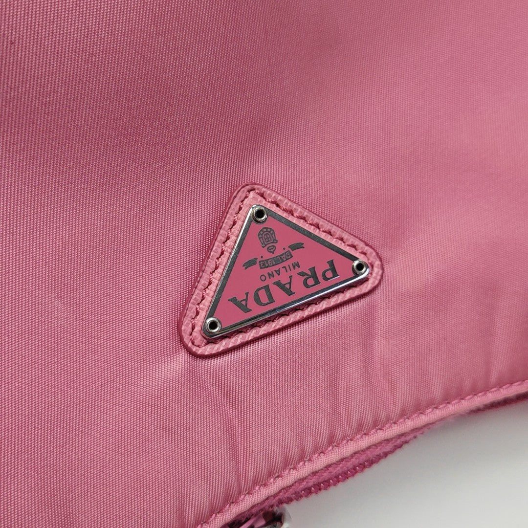 Re-Edition2000 Mini Nylon Red