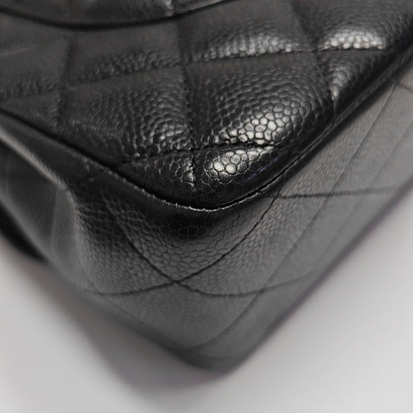 CLASSIC FLAP Jumbo Quilted Grained Calfskin Black