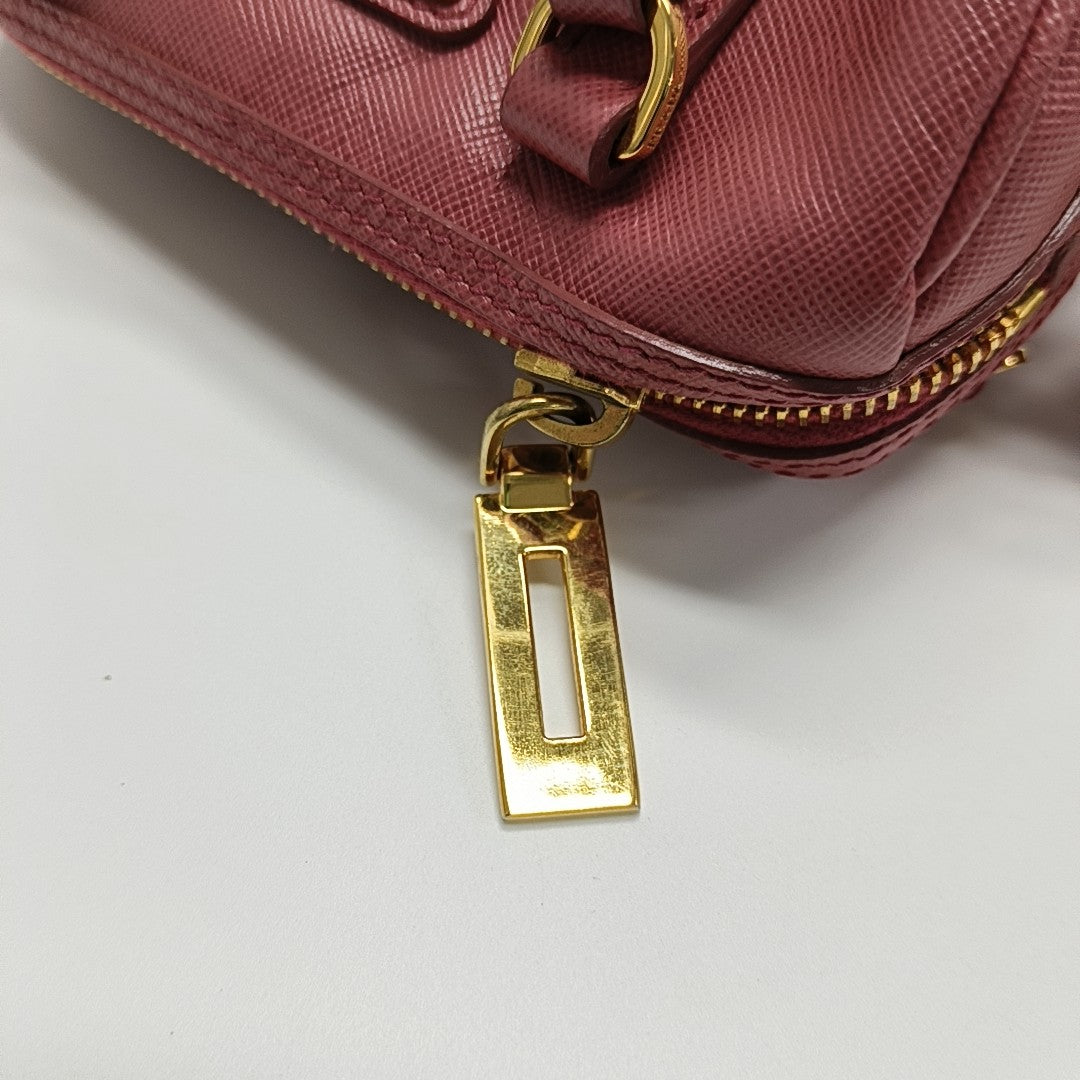 Saffiano Calfskin Shoulder Bag Pink