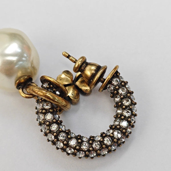 J'adior Metal Gold Earrings