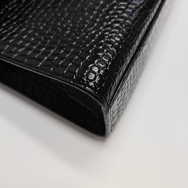 MANHATTAN Medium Calfskin Black