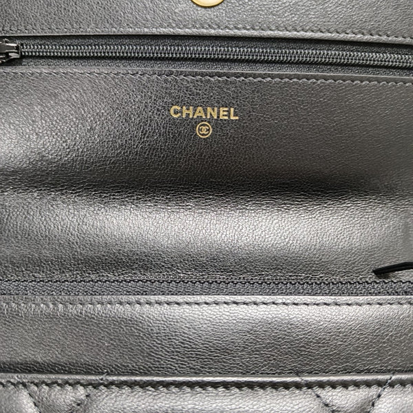 CHANEL 19 WOC Quilted Lambskin Black