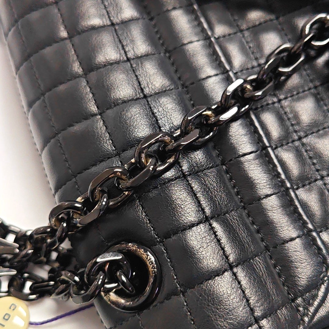 C Medium Quilted Calfskin Black