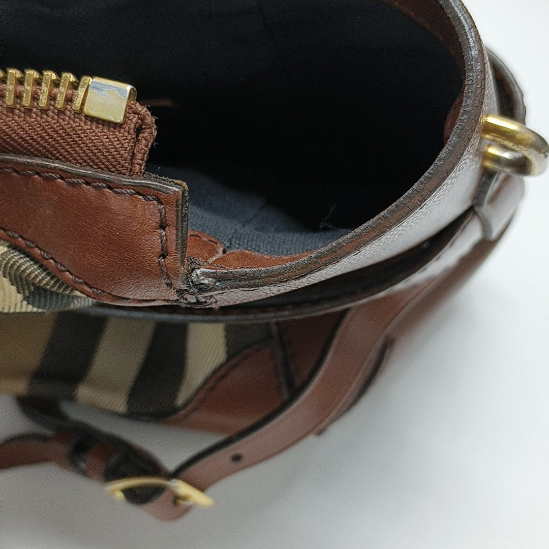 Manor Canvas Brown