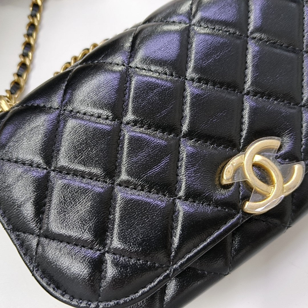 Quilted Lambskin Shoulder Bag Black