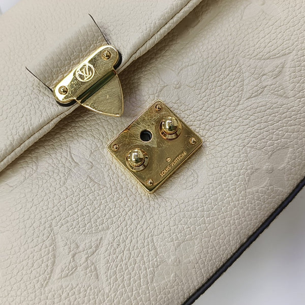 NANO MADELEINE Nano Monogram Calfskin Beige