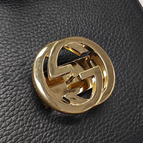 Authenticated pre-owned  Interlocking G Small Calfskin Black - Shoulder Bag at Looply