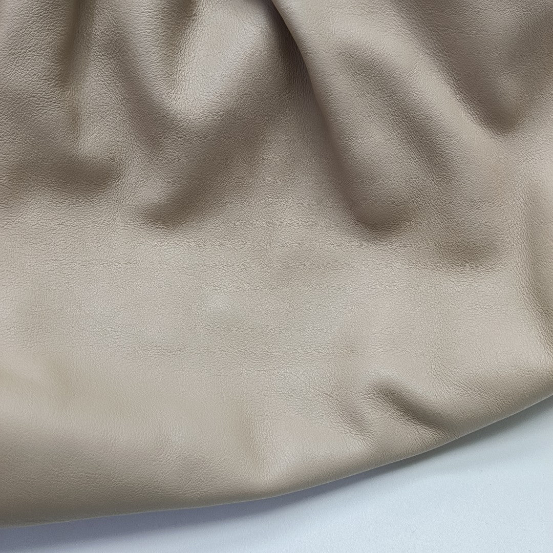 The Pouch Large Calfskin Beige