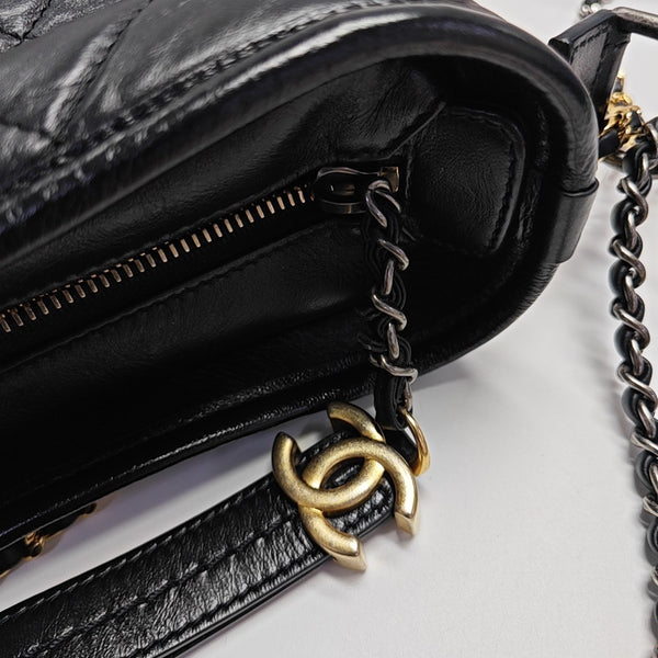 GABRIELLE Small Quilted Calfskin Black