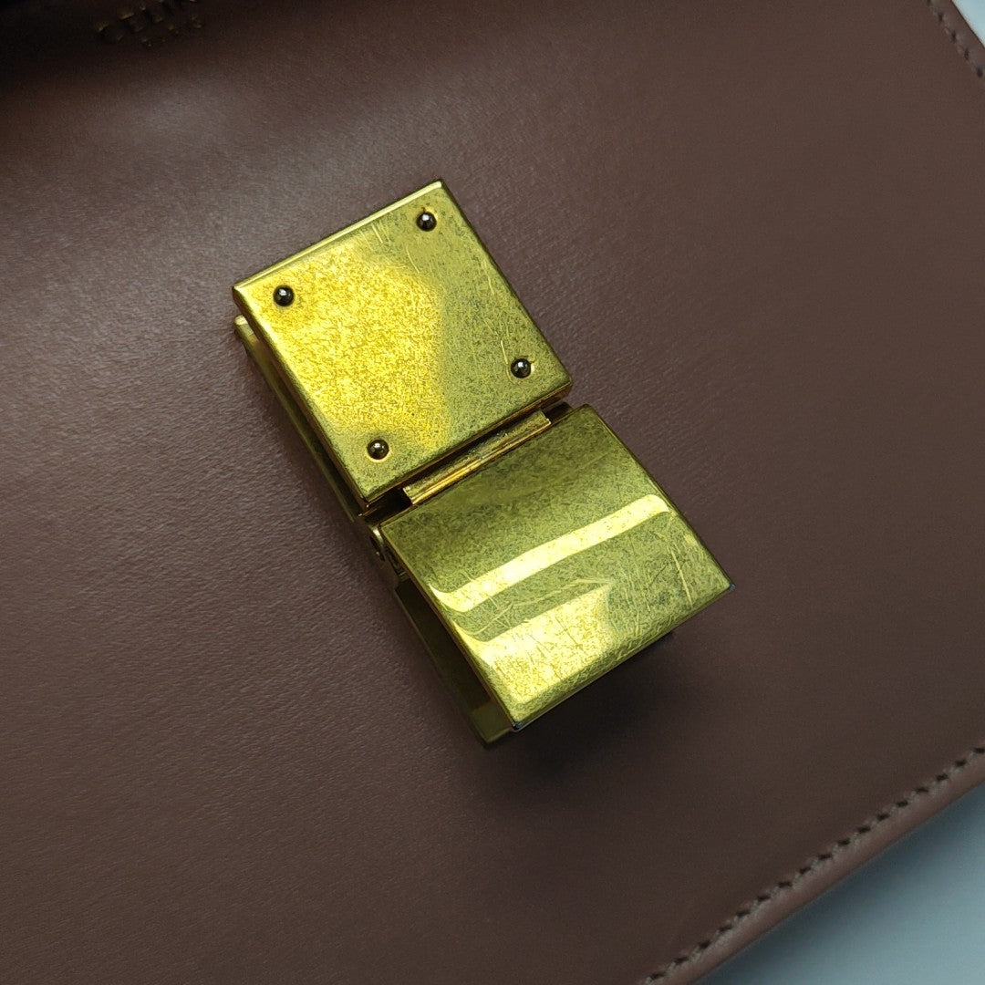 CLASSIC BOX Small Calfskin Beige