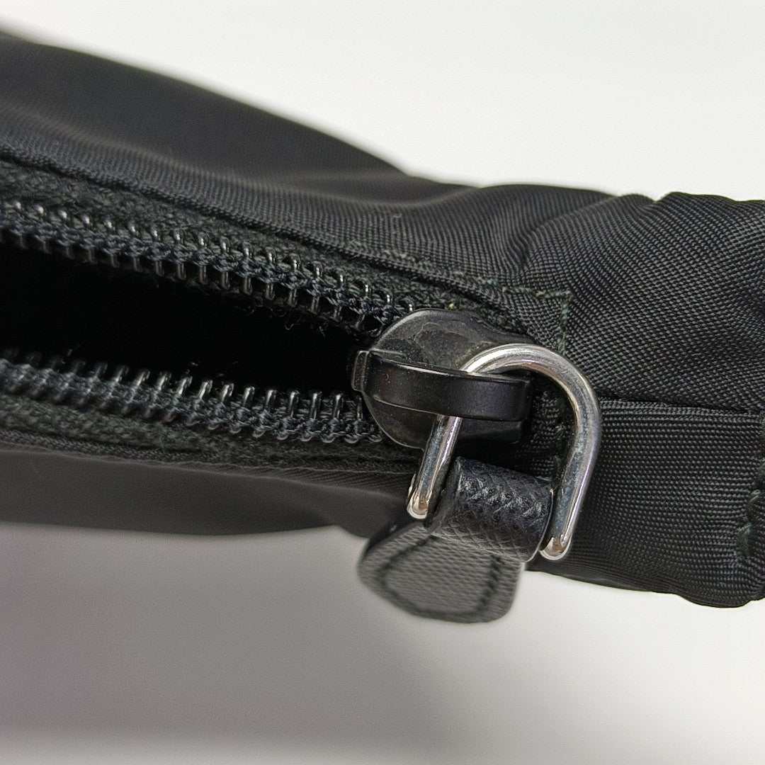Re-Edition2000 Mini Nylon Black