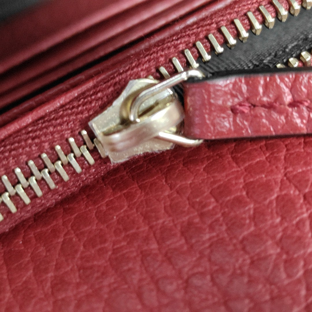 Interlocking G Small Calfskin Red