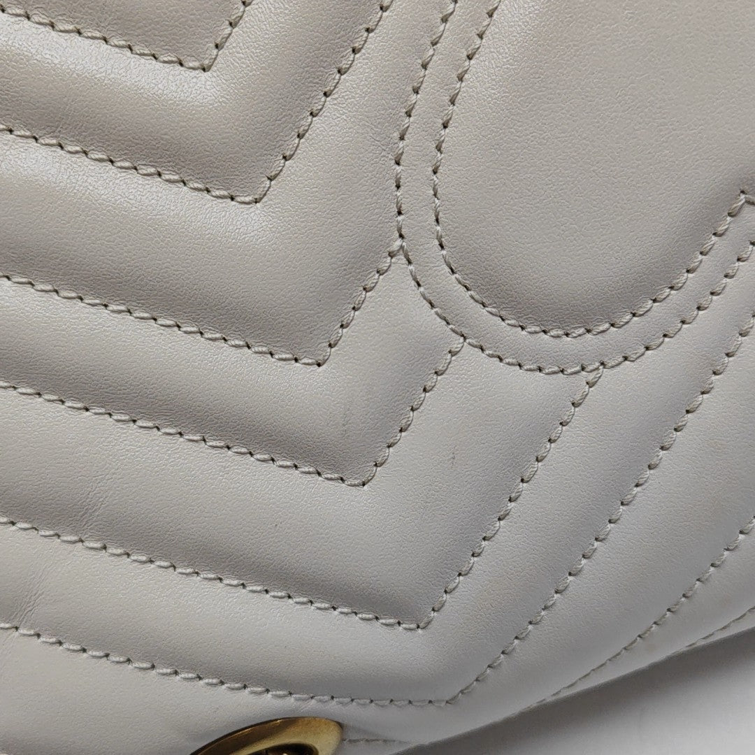 GG Marmont Medium Quilted Calfskin White