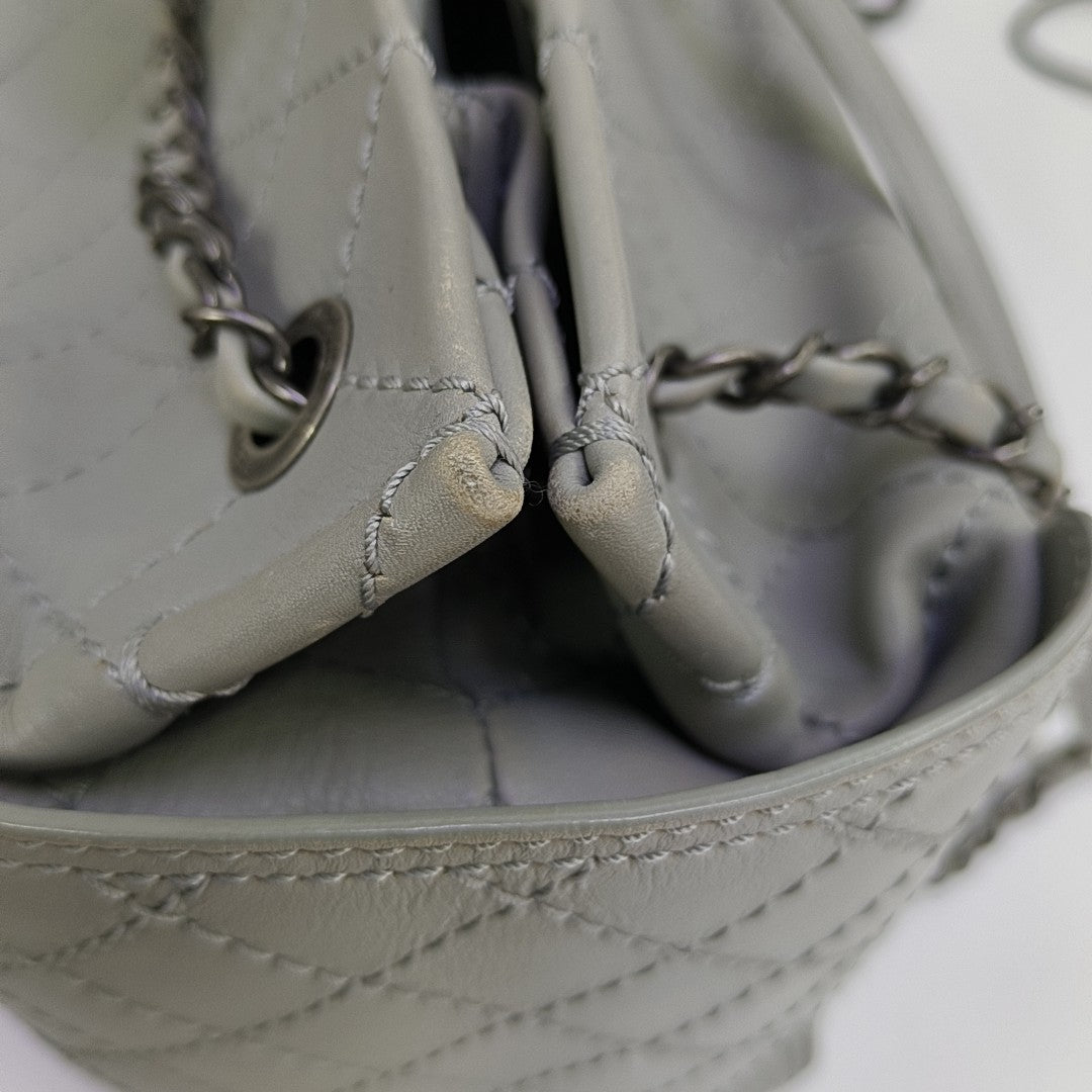 CC POCKET Quilted Calfskin Gray