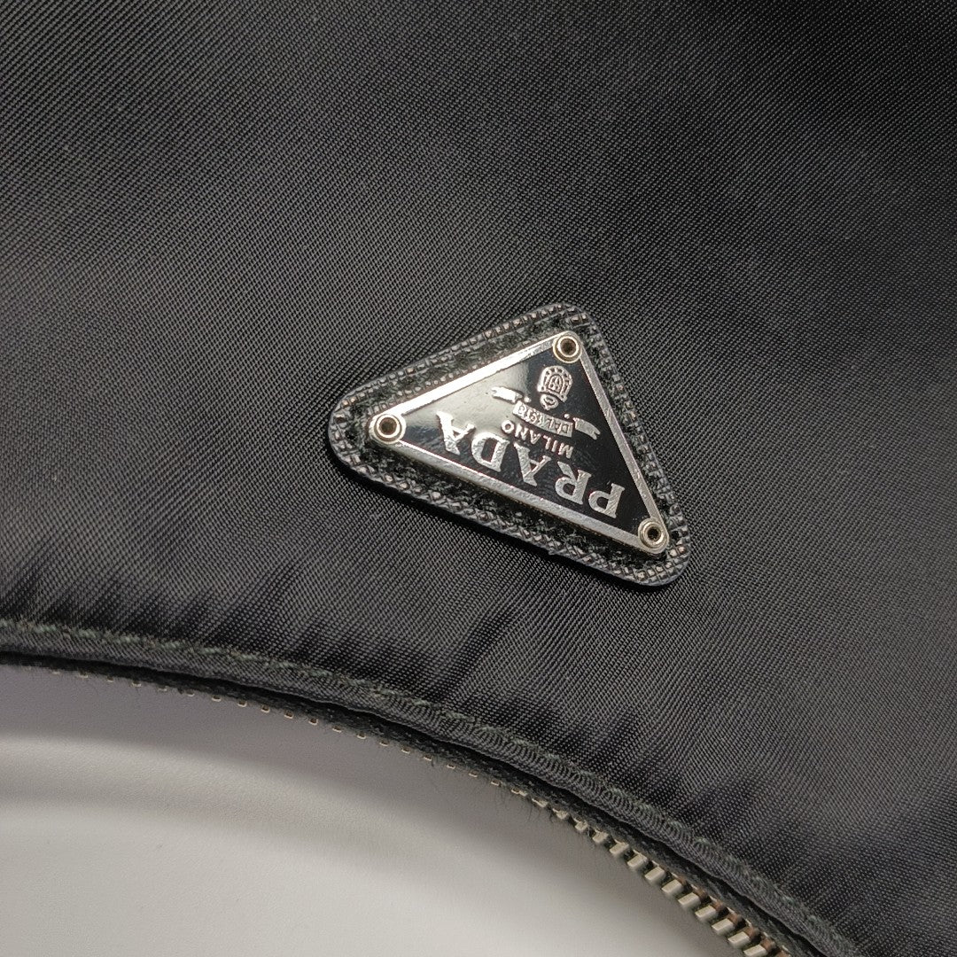 Re-Edition2005 Nylon Black