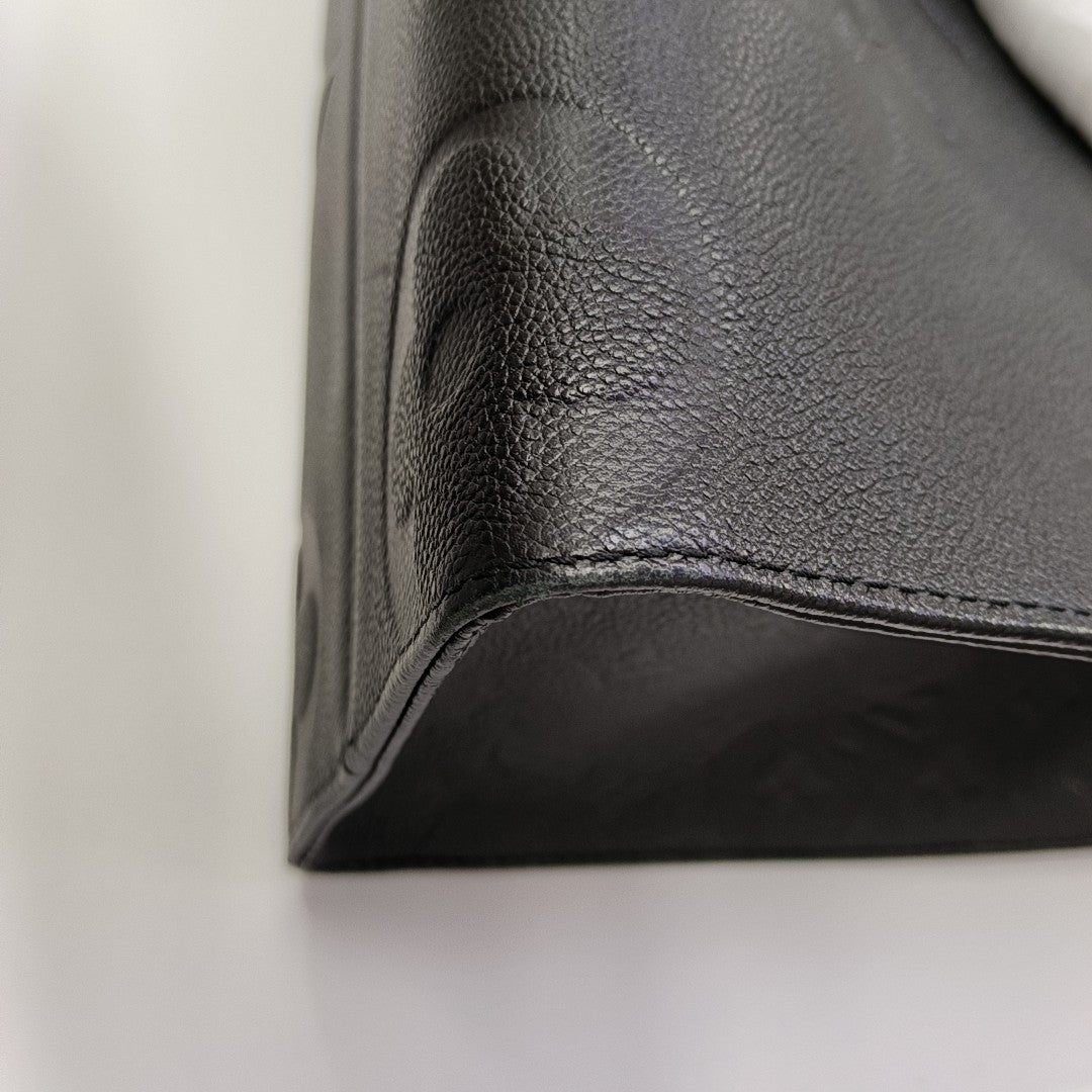 ONTHEGO MM Monogram Calfskin Black
