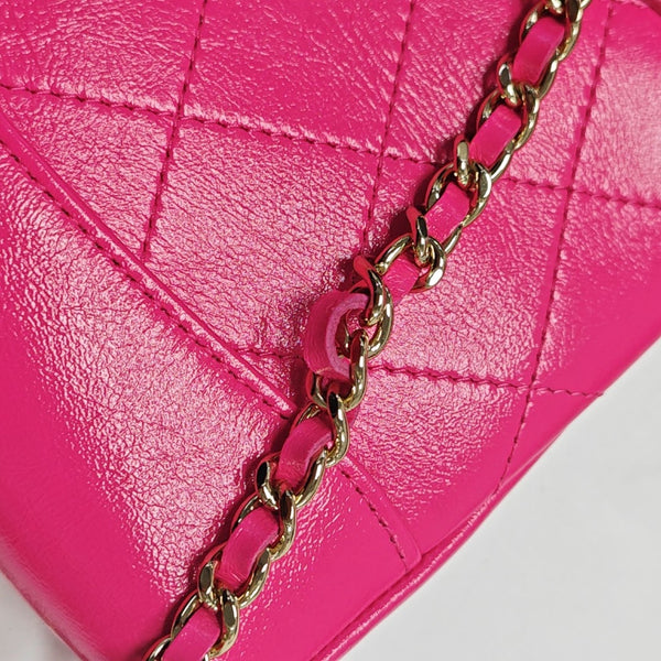 CHANEL 31 Quilted Calfskin Red